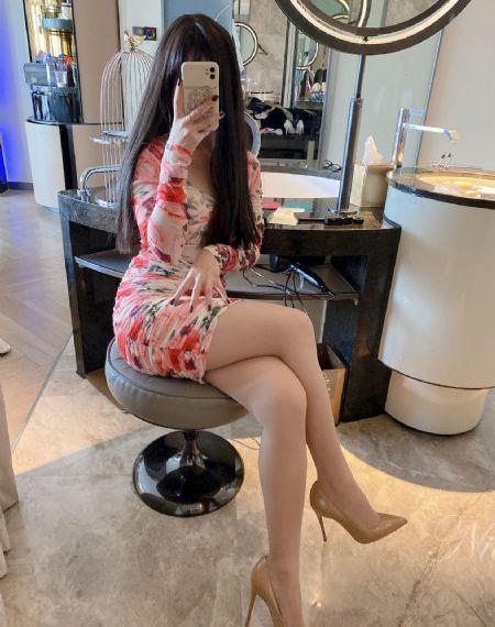 从赘婿到女帝宠臣完整版_HD免费观看
