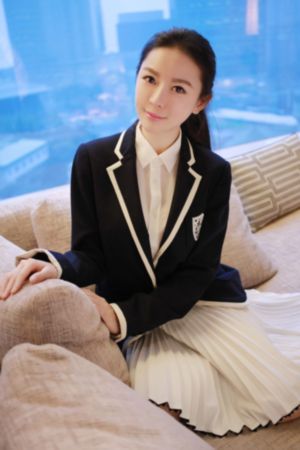 鲜嫩多汁的小秘书h_1080完整版观看