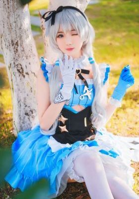 醉酒的女大学生电影_英文版字幕