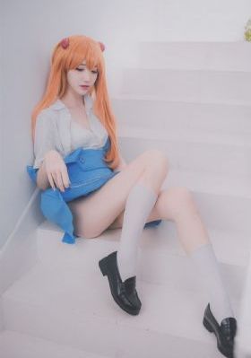 乡村女教师三级在线播放_高清视频在线观看