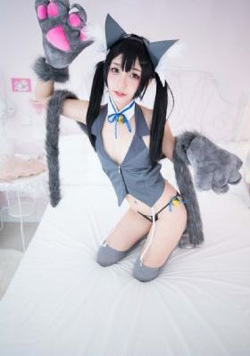 《年轻女教师2》电影_BD韩语超清免费观看